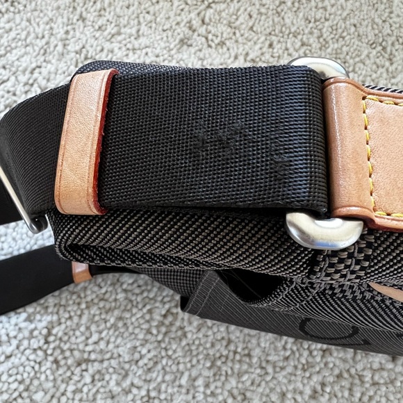 Louis Vuitton Citadin Messenger Bag. - Picture 9 of 9